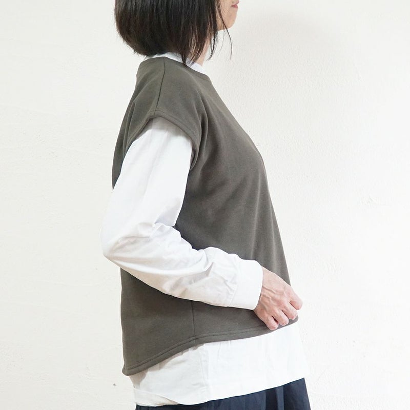 Branch m‘.,ブランチエム,ナチュラル,30代,40代,50代,60代,コットン,ゆったり,綿,裏毛,裏毛ベスト,ベスト,レイヤード,重ね着,体温調節,