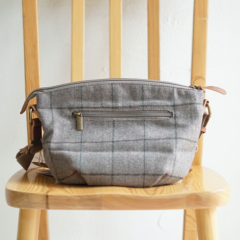 Branch m‘.,ブランチエム,ナチュラル,30代,40代,50代,60代,ゆったり,バッグ,toleur,トーラ,ショルダーバッグ,ショルダー,ウールバッグ,チェック,チェック柄,チェックバッグ