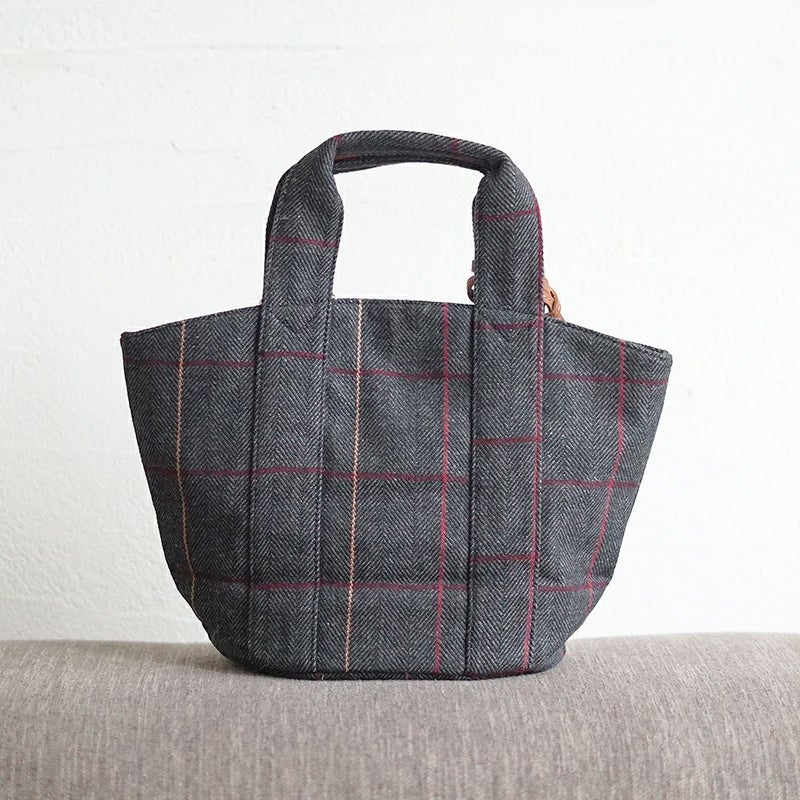 Branch m‘.,ブランチエム,ナチュラル,30代,40代,50代,60代,ゆったり,バッグ,toleur,トーラ,トートバッグ,トート,ウールバッグ,チェック,チェック柄,チェックバッグ,チェックトートバッグ