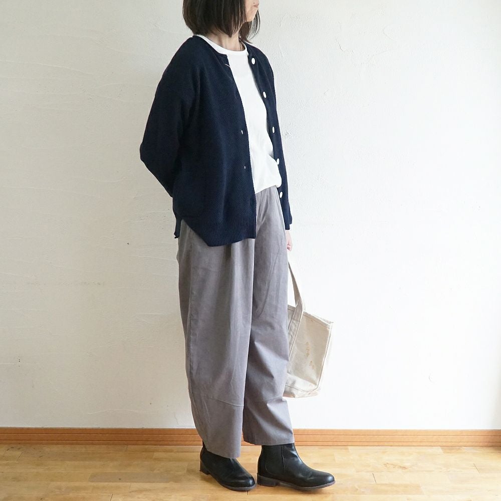 Branch m‘.,ブランチエム,ナチュラル,30代,40代,50代,60代,コットン,綿,ゆったり,パンツ,コクーンパンツ,コーデュロイ,細コール,コーデュロイパンツ,ボウルパンツ