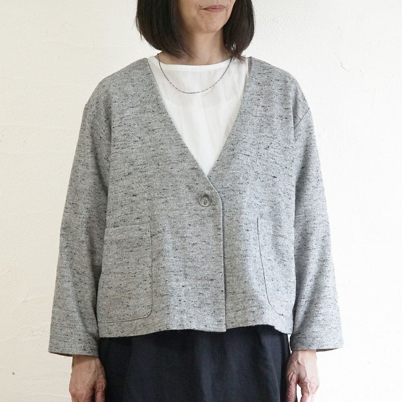 Branch m‘.,ブランチエム,ナチュラル,30代,40代,50代,60代,コットン,ゆったり,綿,アウター,カーディガン,ジャケット,羽織り,羽織,ライトアウター,Vネックジャケット,Vネックカーディガン,ネップ,ジャズネップ