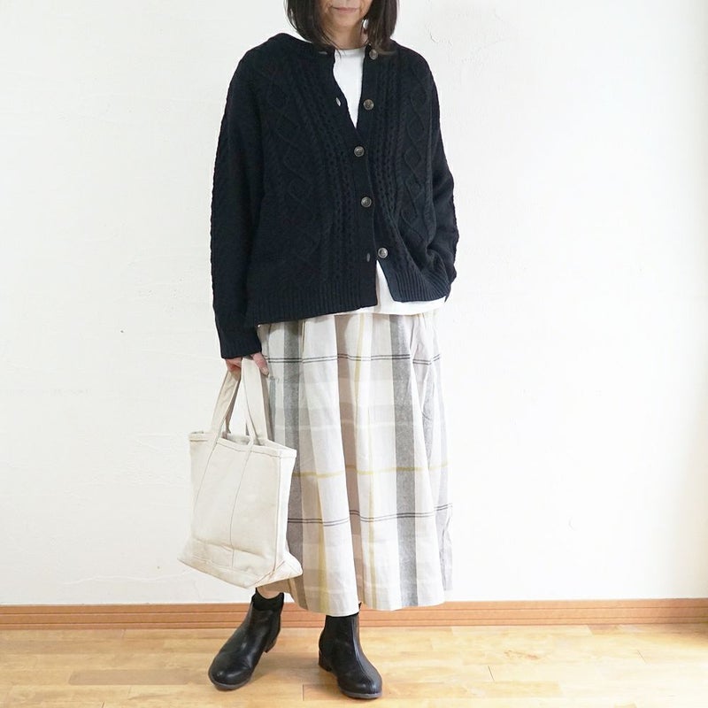 Branch m‘.,ブランチエム,ナチュラル,30代,40代,50代,60代,ウール,ゆったり,knit,ニット,ウール混,カーディガン,ケーブルニット,ケーブルニットカーディガン,ニットカーディガン,ニットカーデ,ケーブル編み