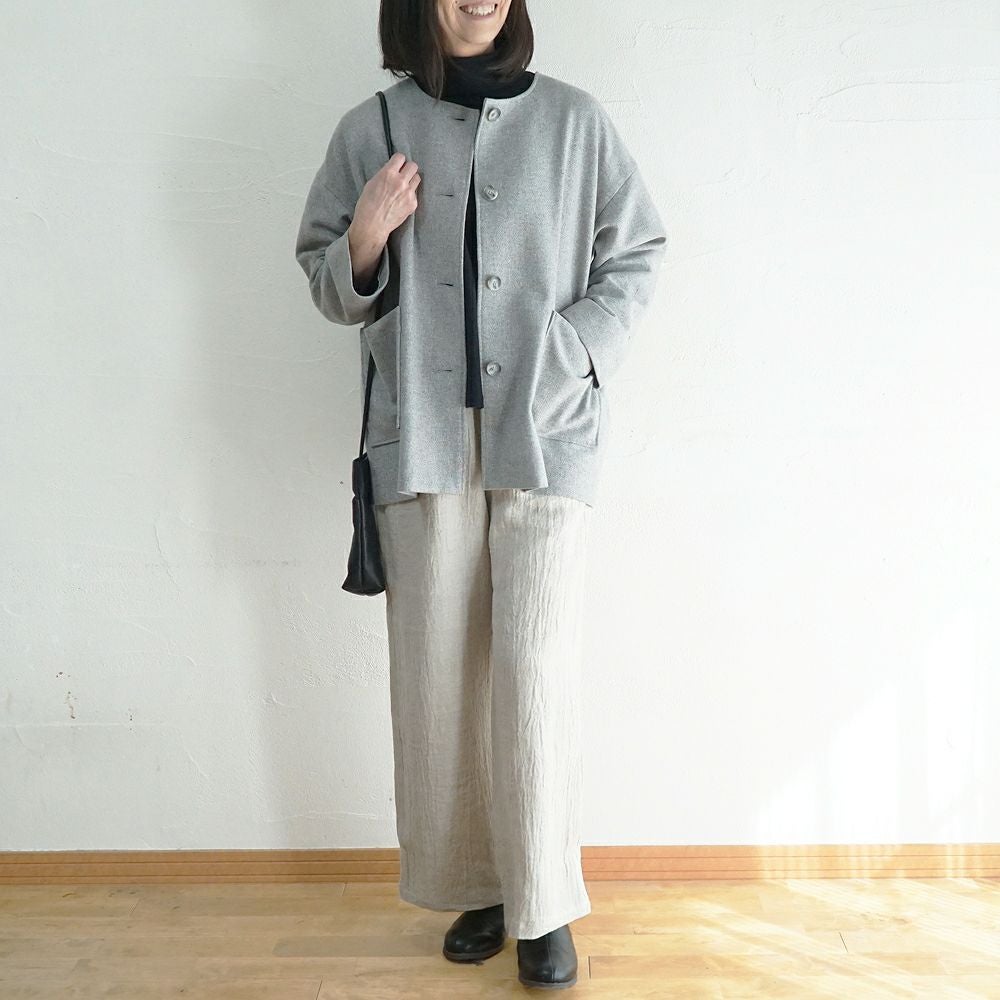 Branch m‘.,ブランチエム,ナチュラル,30代,40代,50代,60代,ウール,ゆったり,コート,ジャケット,ノーカラーコート,裏地,ノーカラー,クルーネック,クルーネックコート