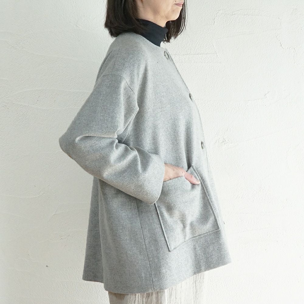 Branch m‘.,ブランチエム,ナチュラル,30代,40代,50代,60代,ウール,ゆったり,コート,ジャケット,ノーカラーコート,裏地,ノーカラー,クルーネック,クルーネックコート