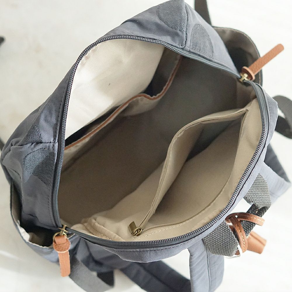 Branch m‘.,ブランチエム,ナチュラル,30代,40代,50代,60代,ゆったり,バッグ,toleur,トーラ,革バッグ,カウレザーバッグ,カウレザー,リュック,リュックサック,ナイロンバッグ