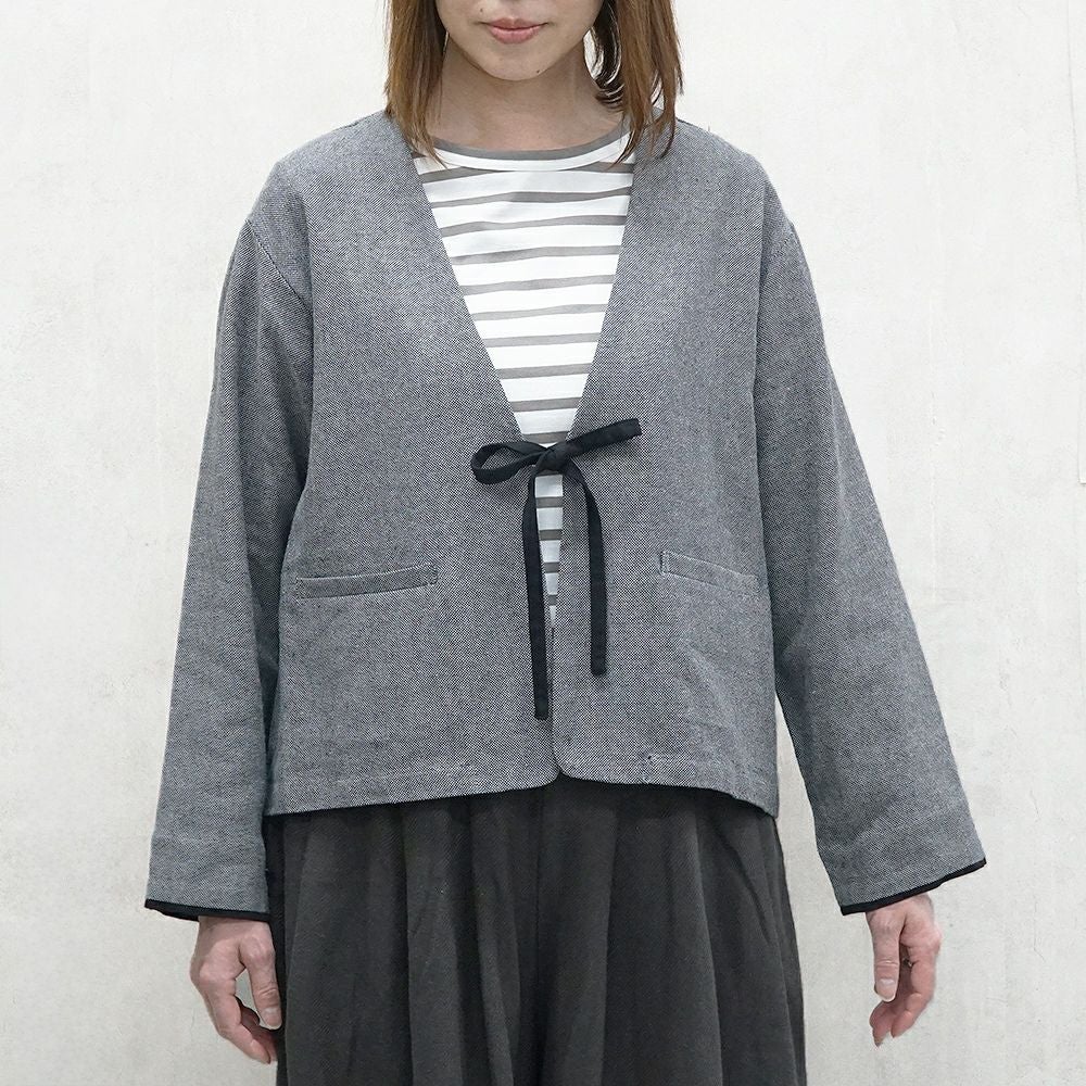 Branch m‘.,ブランチエム,ナチュラル,30代,40代,50代,60代,リネン,ゆったり,ジャケット,リネンジャケット,Vネックジャケット,Vネック,ショート丈,ショートジャケット,フォーマル,オケージョン,セットアップ