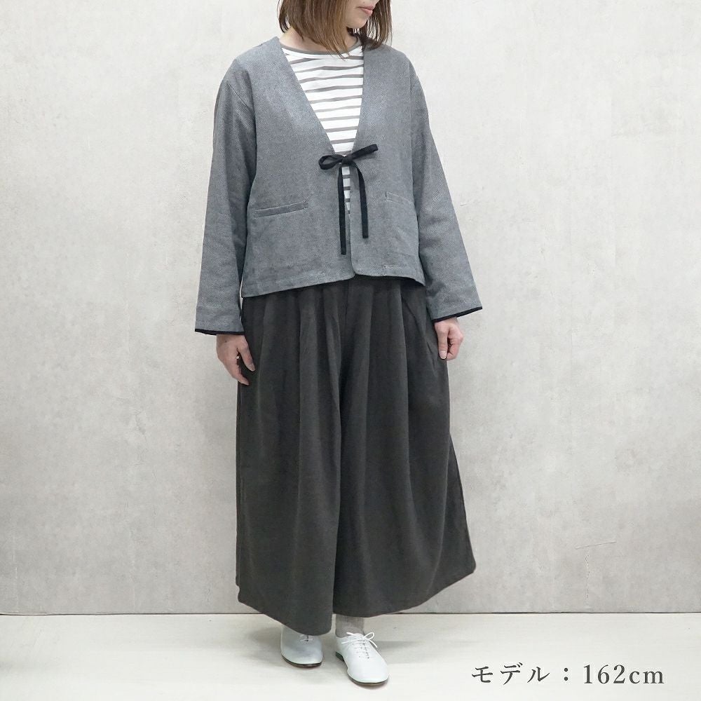 Branch m‘.,ブランチエム,ナチュラル,30代,40代,50代,60代,リネン,ゆったり,ジャケット,リネンジャケット,Vネックジャケット,Vネック,ショート丈,ショートジャケット,フォーマル,オケージョン,セットアップ