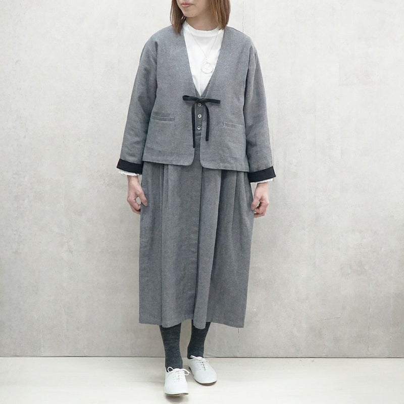 Branch m‘.,ブランチエム,ナチュラル,30代,40代,50代,60代,リネン,ゆったり,ジャケット,リネンジャケット,Vネックジャケット,Vネック,ショート丈,ショートジャケット,フォーマル,オケージョン,セットアップ