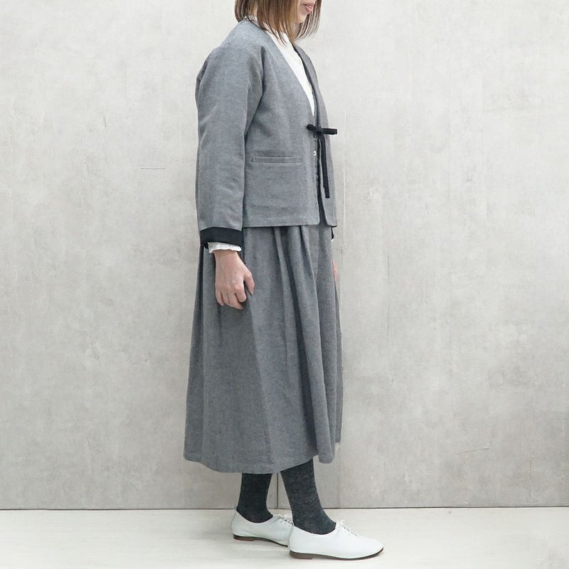 Branch m‘.,ブランチエム,ナチュラル,30代,40代,50代,60代,リネン,ゆったり,ジャケット,リネンジャケット,Vネックジャケット,Vネック,ショート丈,ショートジャケット,フォーマル,オケージョン,セットアップ