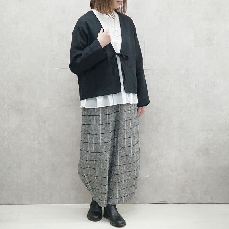 Branch m‘.,ブランチエム,ナチュラル,30代,40代,50代,60代,リネン,ゆったり,ジャケット,リネンジャケット,Vネックジャケット,Vネック,ショート丈,ショートジャケット,フォーマル,オケージョン,セットアップ