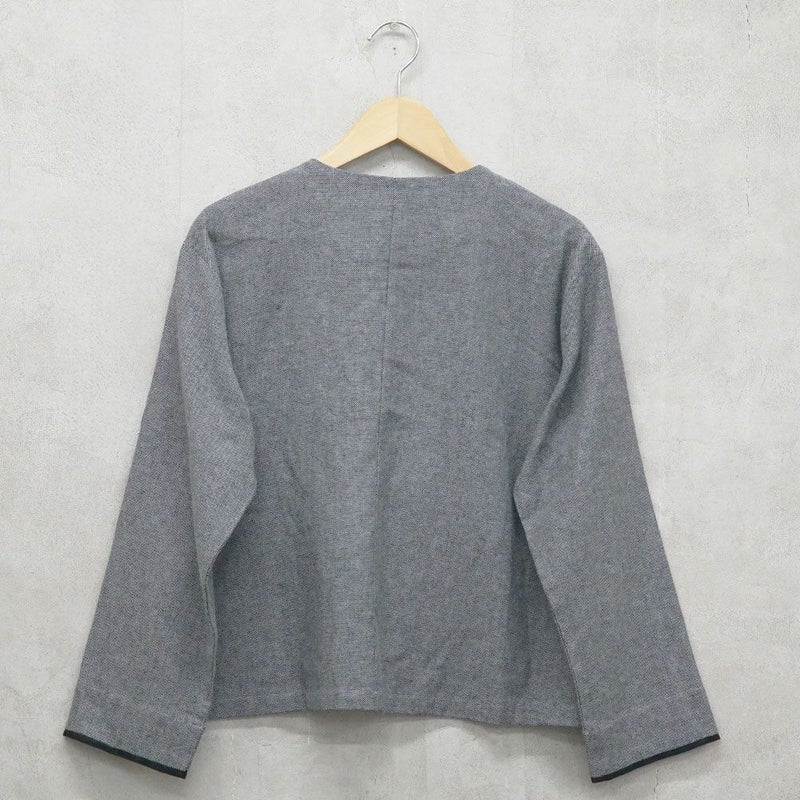 Branch m‘.,ブランチエム,ナチュラル,30代,40代,50代,60代,リネン,ゆったり,ジャケット,リネンジャケット,Vネックジャケット,Vネック,ショート丈,ショートジャケット,フォーマル,オケージョン,セットアップ