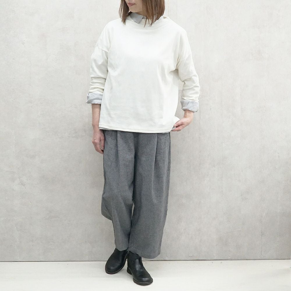 Branch m‘.,ブランチエム,ナチュラル,30代,40代,50代,60代,リネン,ゆったり,パンツ,テーパードパンツ,タックパンツ,フォーマル,オケージョン,セットアップ,テーパード