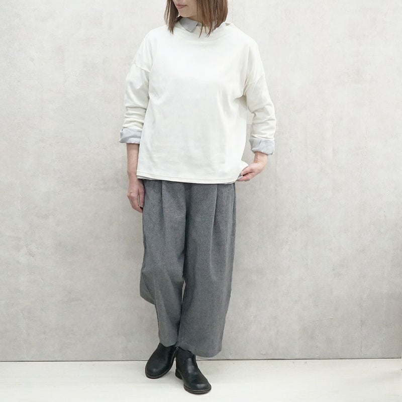 Branch m‘.,ブランチエム,ナチュラル,30代,40代,50代,60代,リネン,ゆったり,パンツ,テーパードパンツ,タックパンツ,フォーマル,オケージョン,セットアップ,テーパード