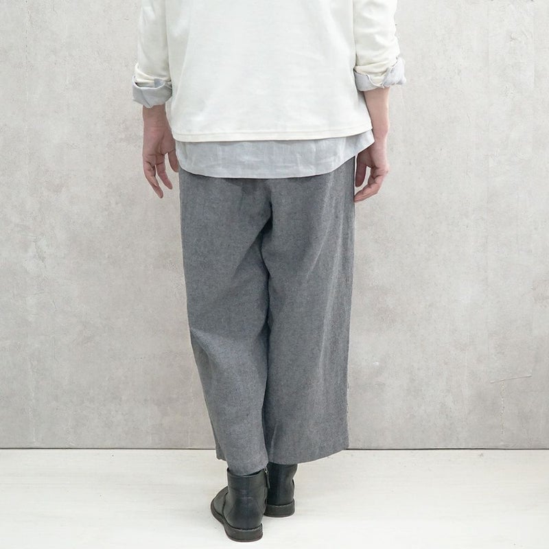 Branch m‘.,ブランチエム,ナチュラル,30代,40代,50代,60代,リネン,ゆったり,パンツ,テーパードパンツ,タックパンツ,フォーマル,オケージョン,セットアップ,テーパード