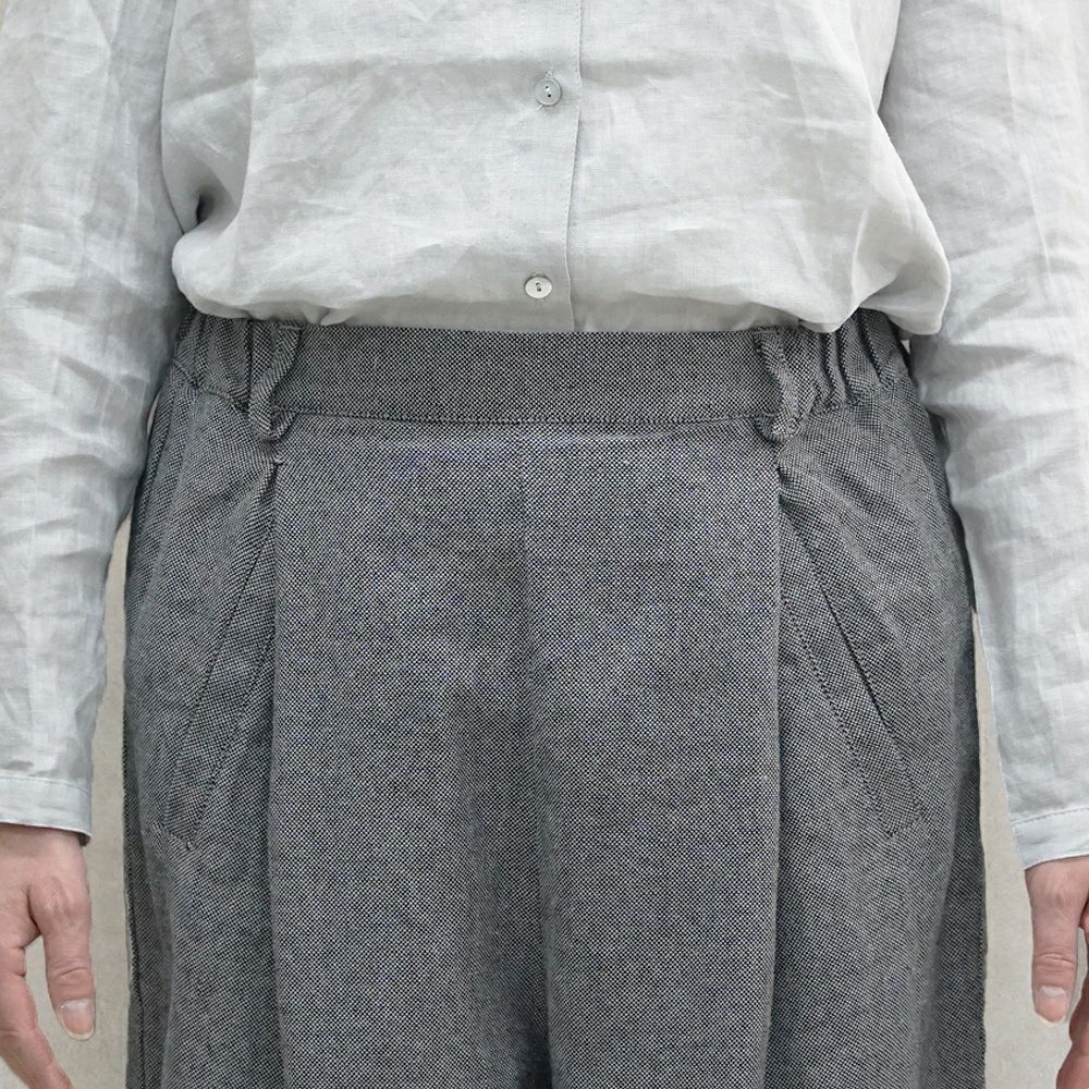 Branch m‘.,ブランチエム,ナチュラル,30代,40代,50代,60代,リネン,ゆったり,パンツ,テーパードパンツ,タックパンツ,フォーマル,オケージョン,セットアップ,テーパード