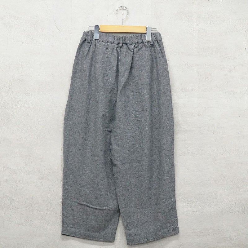 Branch m‘.,ブランチエム,ナチュラル,30代,40代,50代,60代,リネン,ゆったり,パンツ,テーパードパンツ,タックパンツ,フォーマル,オケージョン,セットアップ,テーパード