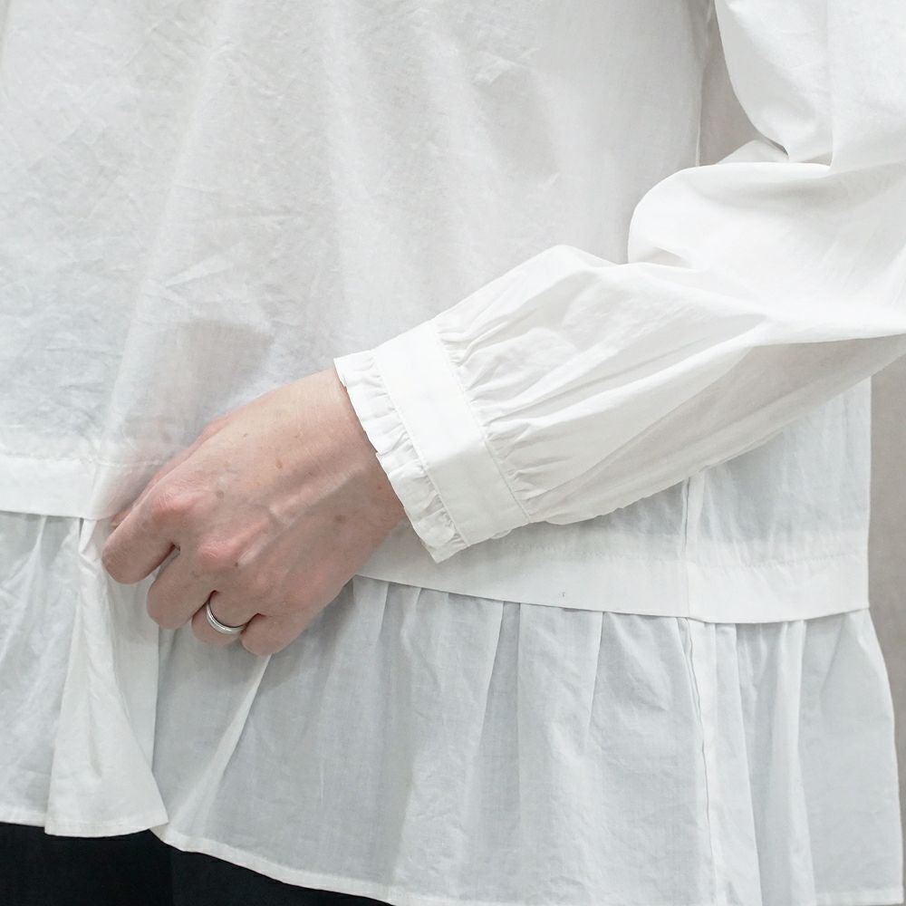 Branch m‘.,ブランチエム,ナチュラル,30代,40代,50代,60代,コットン,ゆったり,コットン,コットンブラウス,綿ブラウス,フリル,フリルブラウス,フォーマル,オケージョン,セットアップ,レイヤード,レイヤードコーデ,