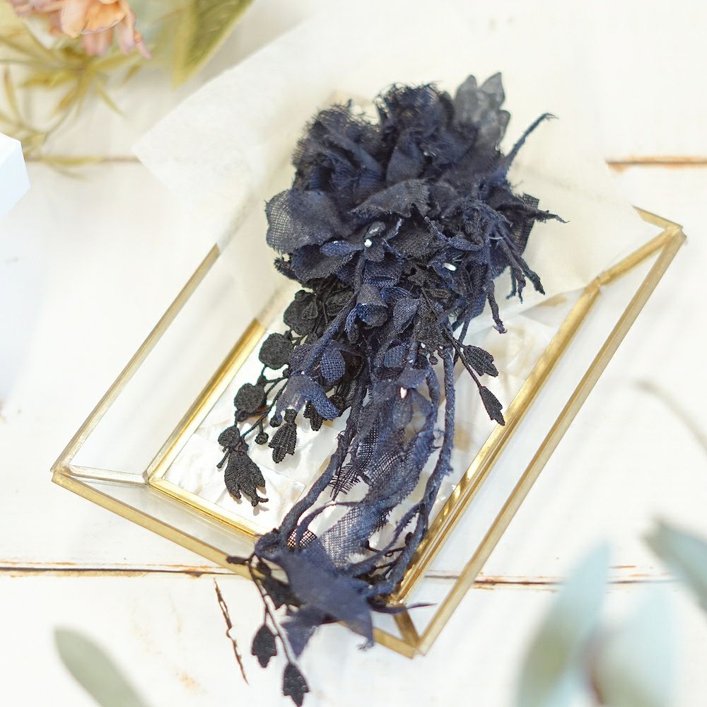 Branch m‘.,ブランチエム,ナチュラル,30代,40代,50代,60代,ブローチ,コサージュ,布,花,オケージョン,セレモニー,リネン,リネンのコサージュ