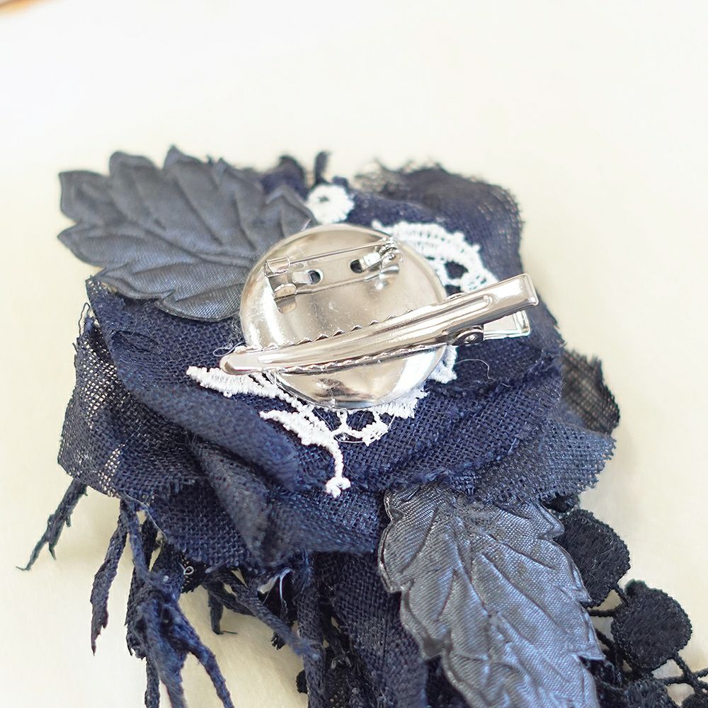 Branch m‘.,ブランチエム,ナチュラル,30代,40代,50代,60代,ブローチ,コサージュ,布,花,オケージョン,セレモニー,リネン,リネンのコサージュ