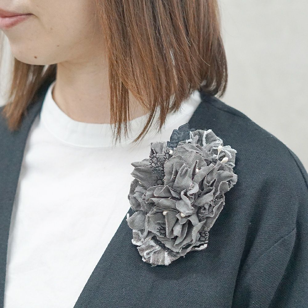 Branch m‘.,ブランチエム,ナチュラル,30代,40代,50代,60代,ブローチ,コサージュ,布,花,オケージョン,セレモニー,リネンのコサージュ