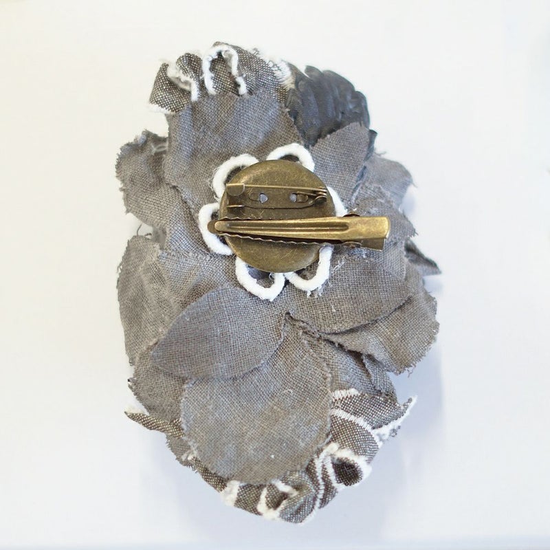 Branch m‘.,ブランチエム,ナチュラル,30代,40代,50代,60代,ブローチ,コサージュ,布,花,オケージョン,セレモニー,リネンのコサージュ