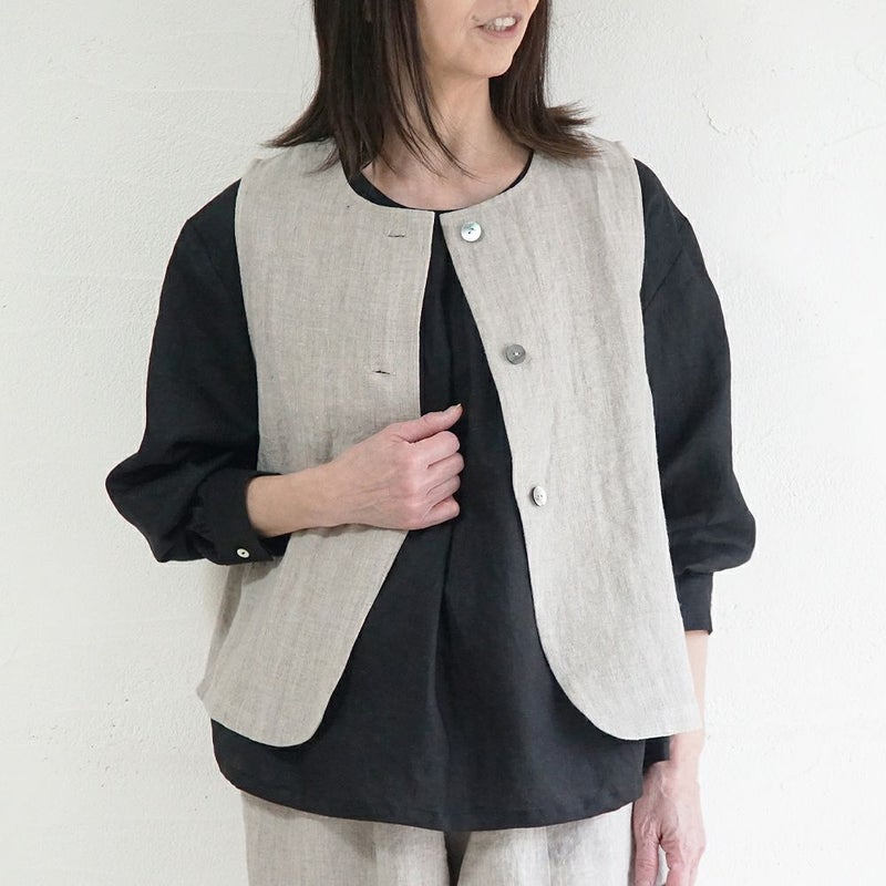 Branch m‘.,ブランチエム,ナチュラル,30代,40代,50代,60代,リネン,ゆったり,ベスト,リネンベスト,2wayベスト,2way,フォーマル,オケージョン,セットアップ,