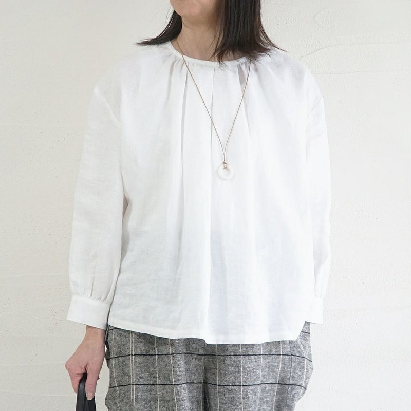 Branch m‘.,ブランチエム,ナチュラル,30代,40代,50代,60代,リネン,ゆったり,blouse,ブラウス,リネンブラウス,プルオーバーブラウス,ギャザーブラウス,タックブラウス,