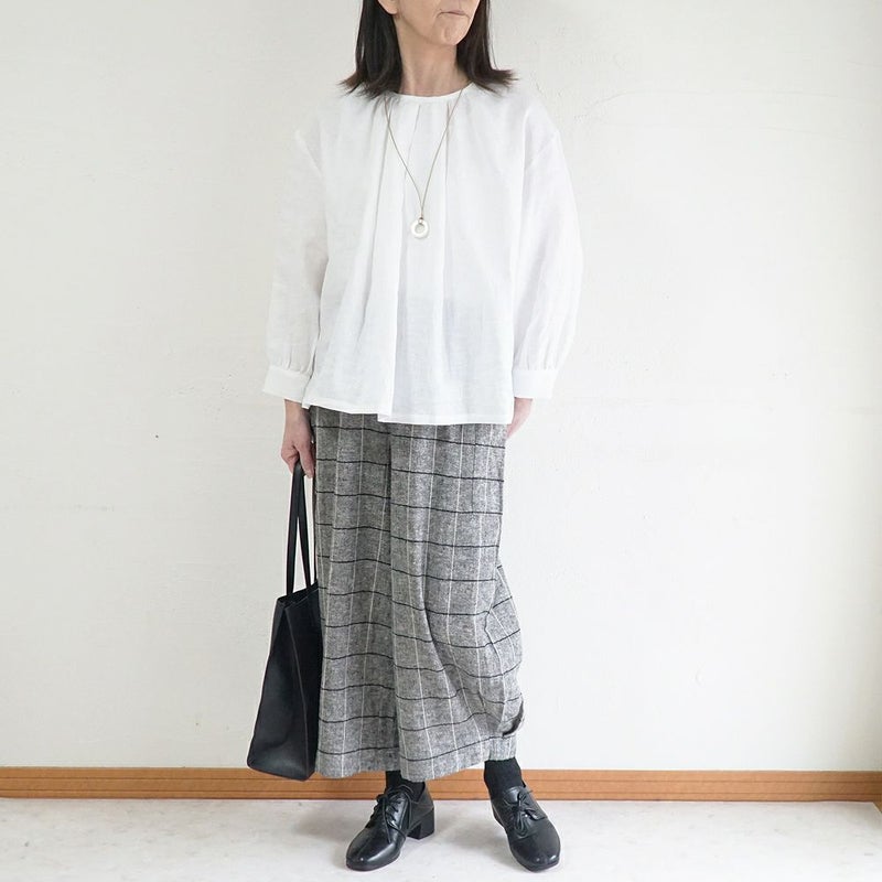 Branch m‘.,ブランチエム,ナチュラル,30代,40代,50代,60代,リネン,ゆったり,blouse,ブラウス,リネンブラウス,プルオーバーブラウス,ギャザーブラウス,タックブラウス,