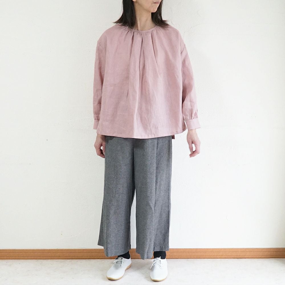 Branch m‘.,ブランチエム,ナチュラル,30代,40代,50代,60代,リネン,ゆったり,blouse,ブラウス,リネンブラウス,プルオーバーブラウス,ギャザーブラウス,タックブラウス,