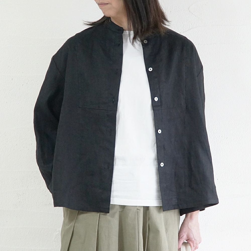 Branch m‘.,ブランチエム,ナチュラル,30代,40代,50代,60代,リネン,ゆったり,blouse,ブラウス,リネンブラウス,バンドカラー,バンドカラーブラウス,スタンドカラー,スタンドカラーブラウス,切替ブラウス