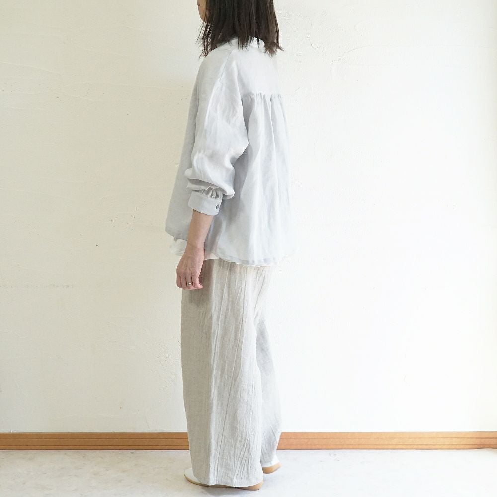 Branch m‘.,ブランチエム,ナチュラル,30代,40代,50代,60代,リネン,ゆったり,blouse,ブラウス,リネンブラウス,バンドカラー,バンドカラーブラウス,スタンドカラー,スタンドカラーブラウス,切替ブラウス