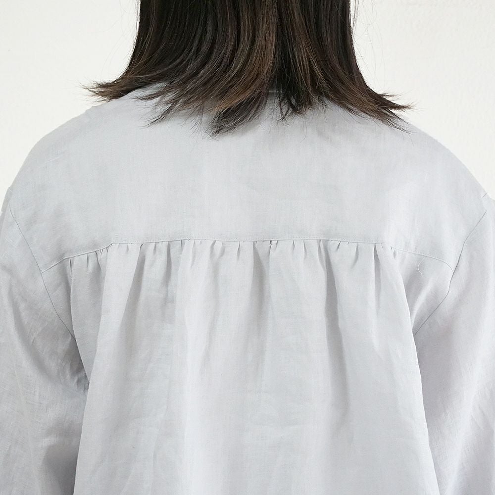 Branch m‘.,ブランチエム,ナチュラル,30代,40代,50代,60代,リネン,ゆったり,blouse,ブラウス,リネンブラウス,バンドカラー,バンドカラーブラウス,スタンドカラー,スタンドカラーブラウス,切替ブラウス