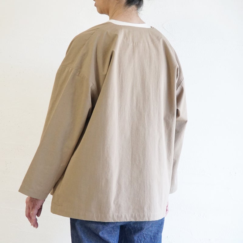 Branch m‘.,ブランチエム,ナチュラル,30代,40代,50代,60代,リネン,ゆったり,ジャケット,ブルゾン,コート,撥水,ノーカラー,ノーカラーコート,ノーカラージャケット,撥水コート,