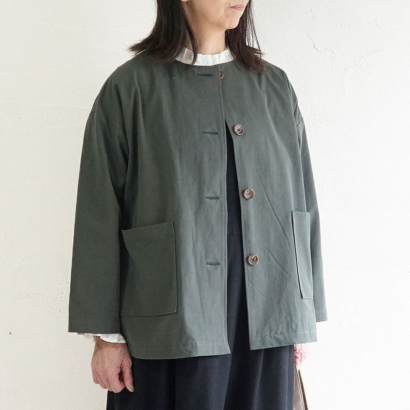 Branch m‘.,ブランチエム,ナチュラル,30代,40代,50代,60代,リネン,ゆったり,ジャケット,ブルゾン,コート,撥水,ノーカラー,ノーカラーコート,ノーカラージャケット,撥水コート,