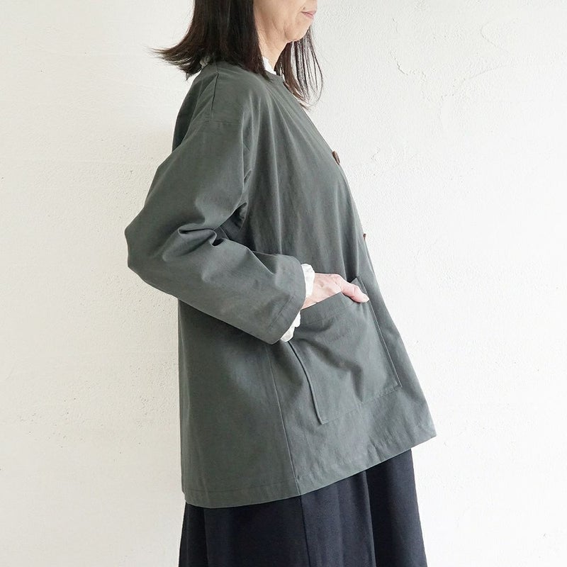 Branch m‘.,ブランチエム,ナチュラル,30代,40代,50代,60代,リネン,ゆったり,ジャケット,ブルゾン,コート,撥水,ノーカラー,ノーカラーコート,ノーカラージャケット,撥水コート,