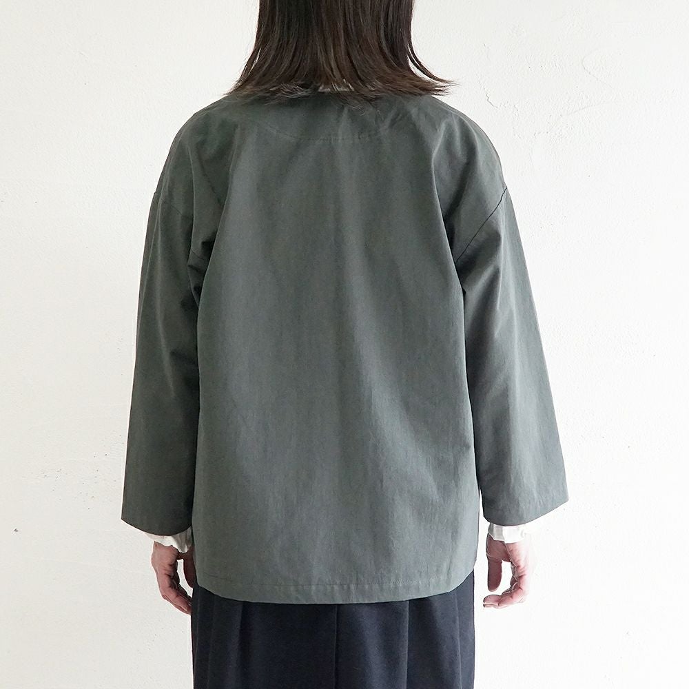 Branch m‘.,ブランチエム,ナチュラル,30代,40代,50代,60代,リネン,ゆったり,ジャケット,ブルゾン,コート,撥水,ノーカラー,ノーカラーコート,ノーカラージャケット,撥水コート,