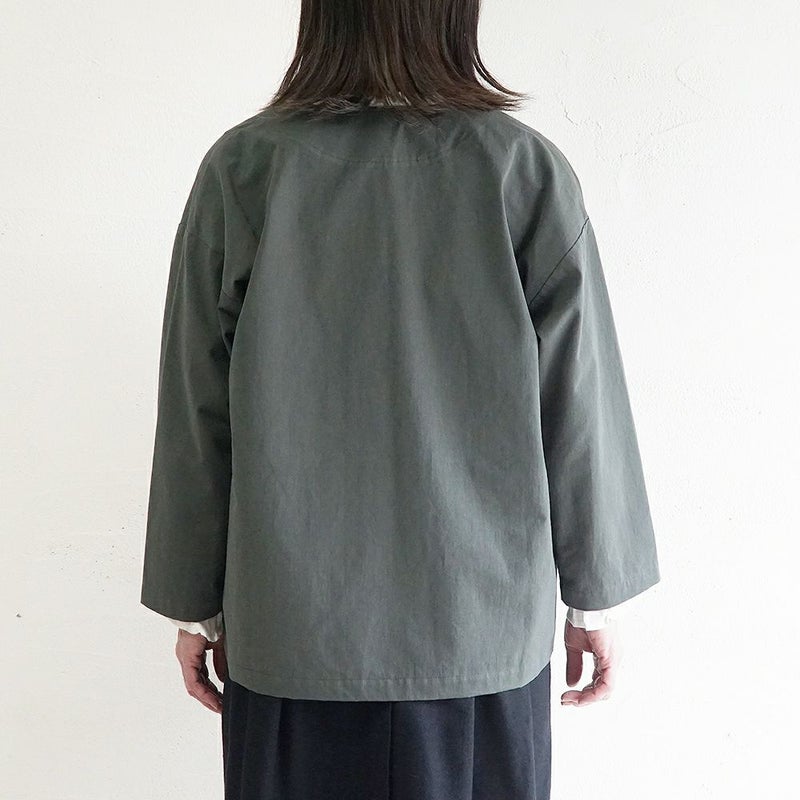 Branch m‘.,ブランチエム,ナチュラル,30代,40代,50代,60代,リネン,ゆったり,ジャケット,ブルゾン,コート,撥水,ノーカラー,ノーカラーコート,ノーカラージャケット,撥水コート,