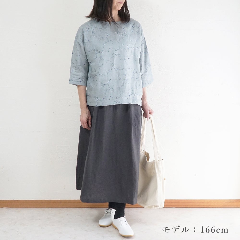 Branch m‘.,ブランチエム,ナチュラル,30代,40代,50代,60代,リネン,ゆったり,blouse,ブラウス,リネンブラウス,プルオーバー,プルオーバーブラウス,ギャザーブラウス,タックブラウス,7分袖,7分袖ブラウス,花柄,花柄ブラウス,