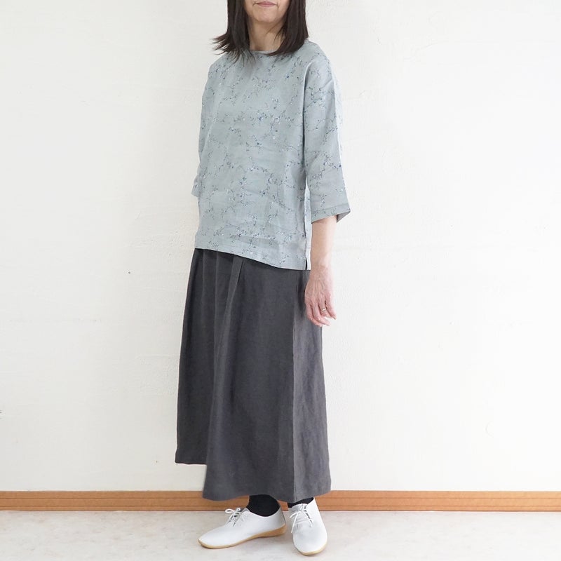 Branch m‘.,ブランチエム,ナチュラル,30代,40代,50代,60代,リネン,ゆったり,blouse,ブラウス,リネンブラウス,プルオーバー,プルオーバーブラウス,ギャザーブラウス,タックブラウス,7分袖,7分袖ブラウス,花柄,花柄ブラウス,