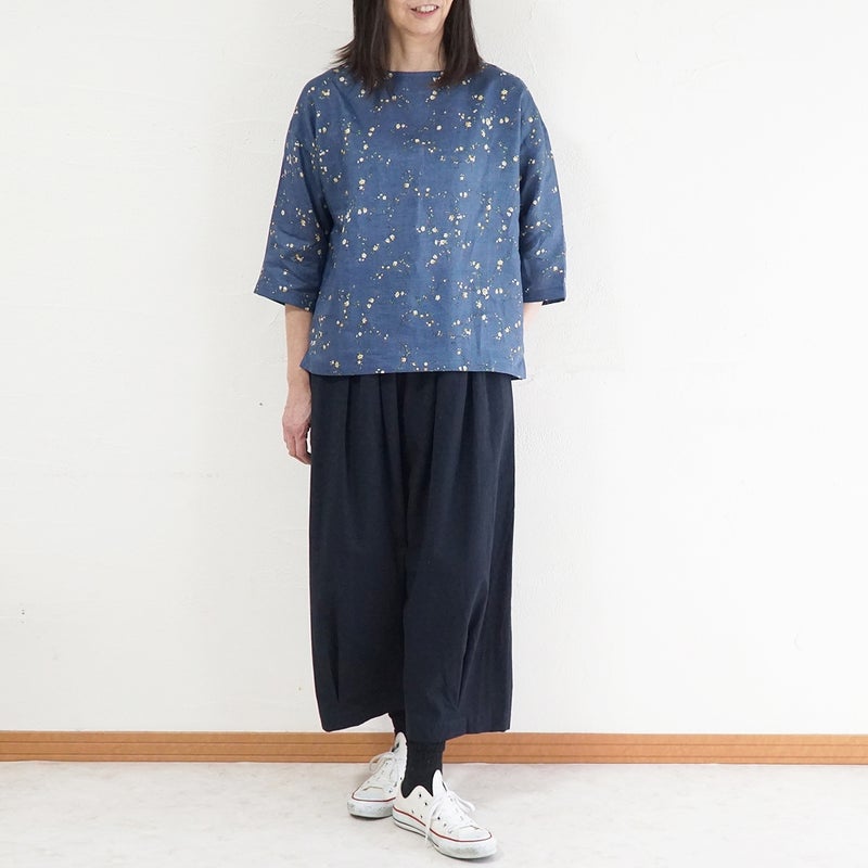 Branch m‘.,ブランチエム,ナチュラル,30代,40代,50代,60代,リネン,ゆったり,blouse,ブラウス,リネンブラウス,プルオーバー,プルオーバーブラウス,ギャザーブラウス,タックブラウス,7分袖,7分袖ブラウス,花柄,花柄ブラウス,