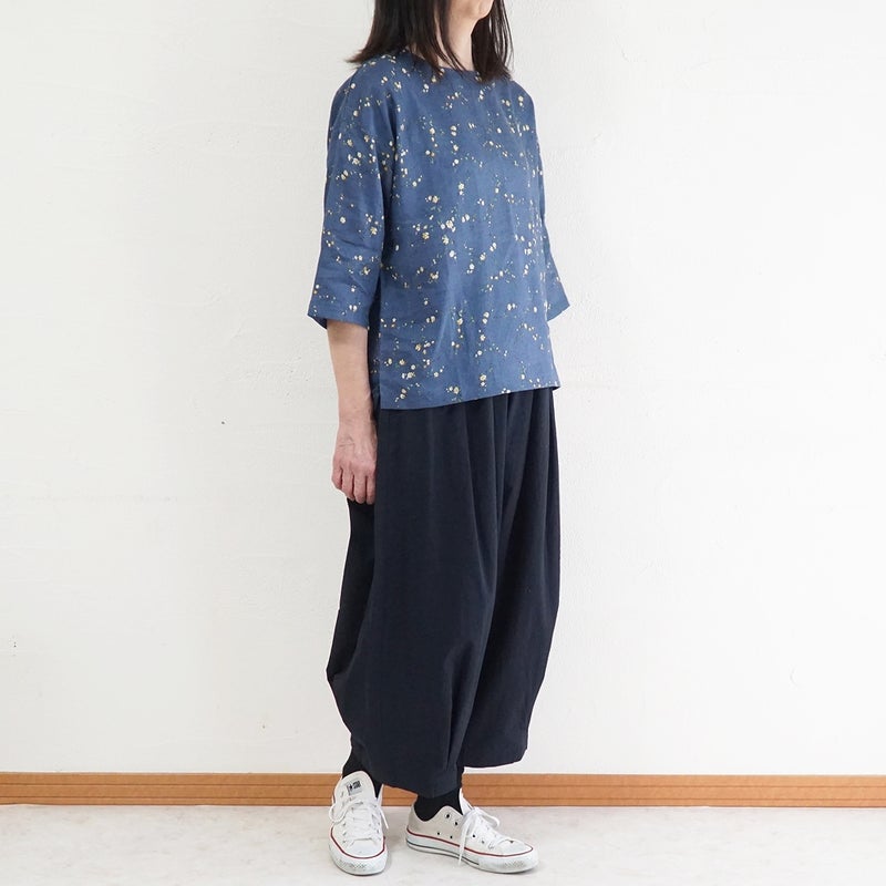 Branch m‘.,ブランチエム,ナチュラル,30代,40代,50代,60代,リネン,ゆったり,blouse,ブラウス,リネンブラウス,プルオーバー,プルオーバーブラウス,ギャザーブラウス,タックブラウス,7分袖,7分袖ブラウス,花柄,花柄ブラウス,