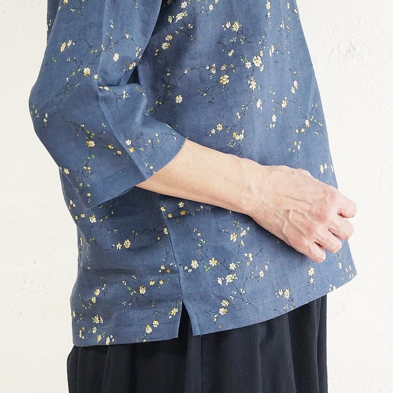 Branch m‘.,ブランチエム,ナチュラル,30代,40代,50代,60代,リネン,ゆったり,blouse,ブラウス,リネンブラウス,プルオーバー,プルオーバーブラウス,ギャザーブラウス,タックブラウス,7分袖,7分袖ブラウス,花柄,花柄ブラウス,