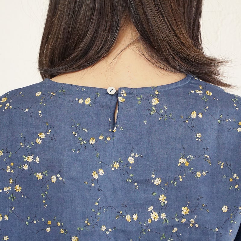 Branch m‘.,ブランチエム,ナチュラル,30代,40代,50代,60代,リネン,ゆったり,blouse,ブラウス,リネンブラウス,プルオーバー,プルオーバーブラウス,ギャザーブラウス,タックブラウス,7分袖,7分袖ブラウス,花柄,花柄ブラウス,