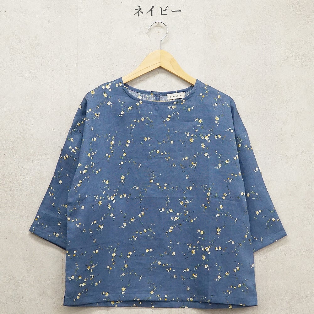 Branch m‘.,ブランチエム,ナチュラル,30代,40代,50代,60代,リネン,ゆったり,blouse,ブラウス,リネンブラウス,プルオーバー,プルオーバーブラウス,ギャザーブラウス,タックブラウス,7分袖,7分袖ブラウス,花柄,花柄ブラウス,