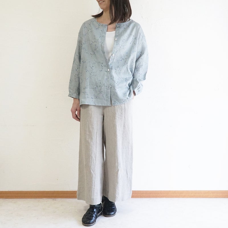 Branch m‘.,ブランチエム,ナチュラル,30代,40代,50代,60代,リネン,ゆったり,blouse,ブラウス,リネンブラウス,羽織,羽織ブラウス,花柄,花柄ブラウス,クルーネック,