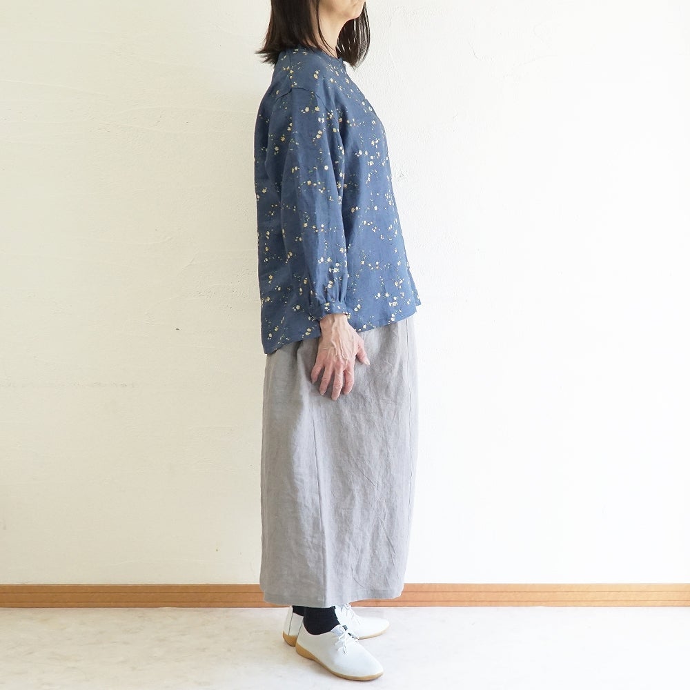 Branch m‘.,ブランチエム,ナチュラル,30代,40代,50代,60代,リネン,ゆったり,blouse,ブラウス,リネンブラウス,羽織,羽織ブラウス,花柄,花柄ブラウス,クルーネック,