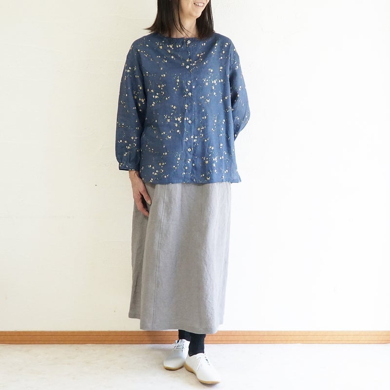 Branch m‘.,ブランチエム,ナチュラル,30代,40代,50代,60代,リネン,ゆったり,blouse,ブラウス,リネンブラウス,羽織,羽織ブラウス,花柄,花柄ブラウス,クルーネック,