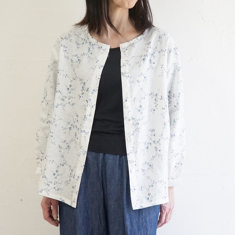Branch m‘.,ブランチエム,ナチュラル,30代,40代,50代,60代,リネン,ゆったり,blouse,ブラウス,リネンブラウス,羽織,羽織ブラウス,花柄,花柄ブラウス,クルーネック,