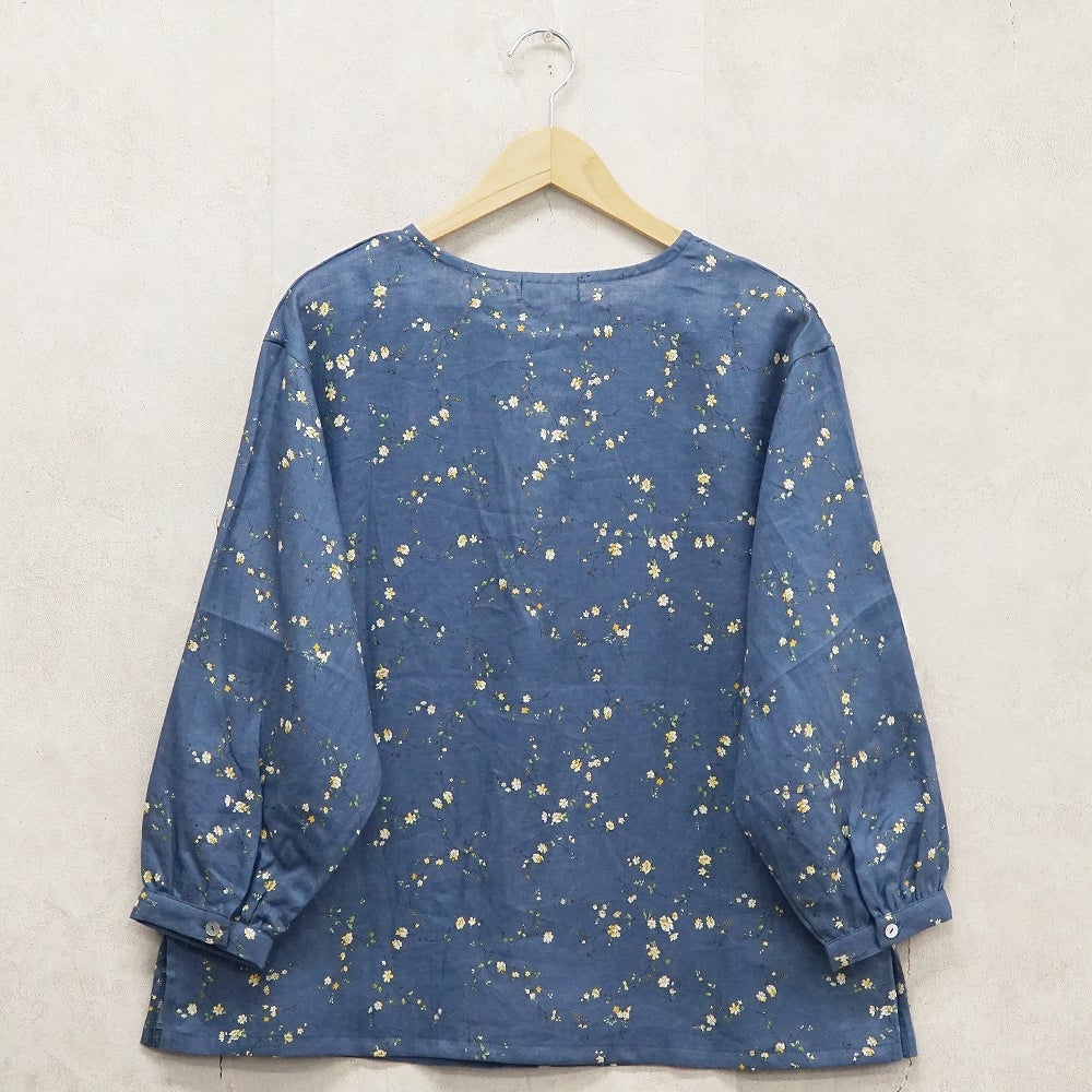 Branch m‘.,ブランチエム,ナチュラル,30代,40代,50代,60代,リネン,ゆったり,blouse,ブラウス,リネンブラウス,羽織,羽織ブラウス,花柄,花柄ブラウス,クルーネック,