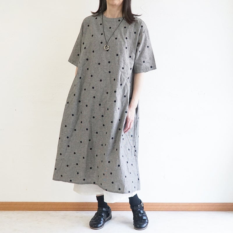 Branch m‘.,ブランチエム,ナチュラル,30代,40代,50代,60代,コットンリネン,ゆったり,ワンピース,2way,2wayワンピース,５分袖,シャツワンピース,綿麻,半袖,刺繍,ドット刺繍,刺繍ワンピース,ドット柄,ドットワンピース